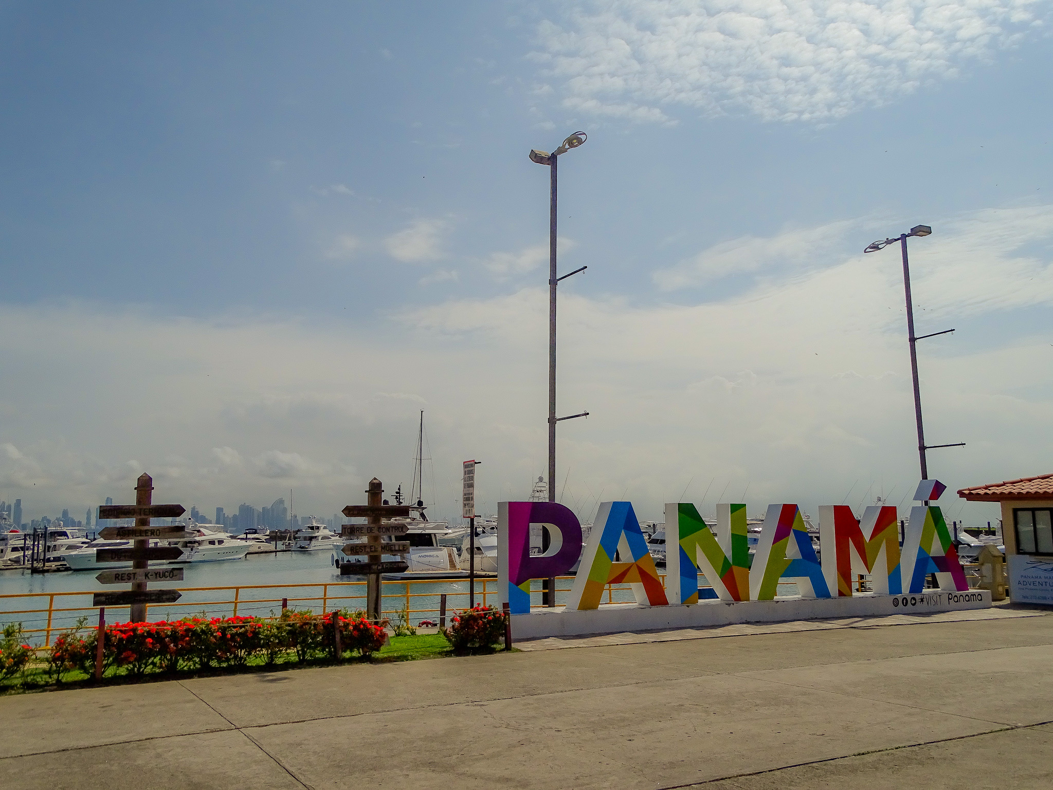 Amador Causeway: Flamenco Island