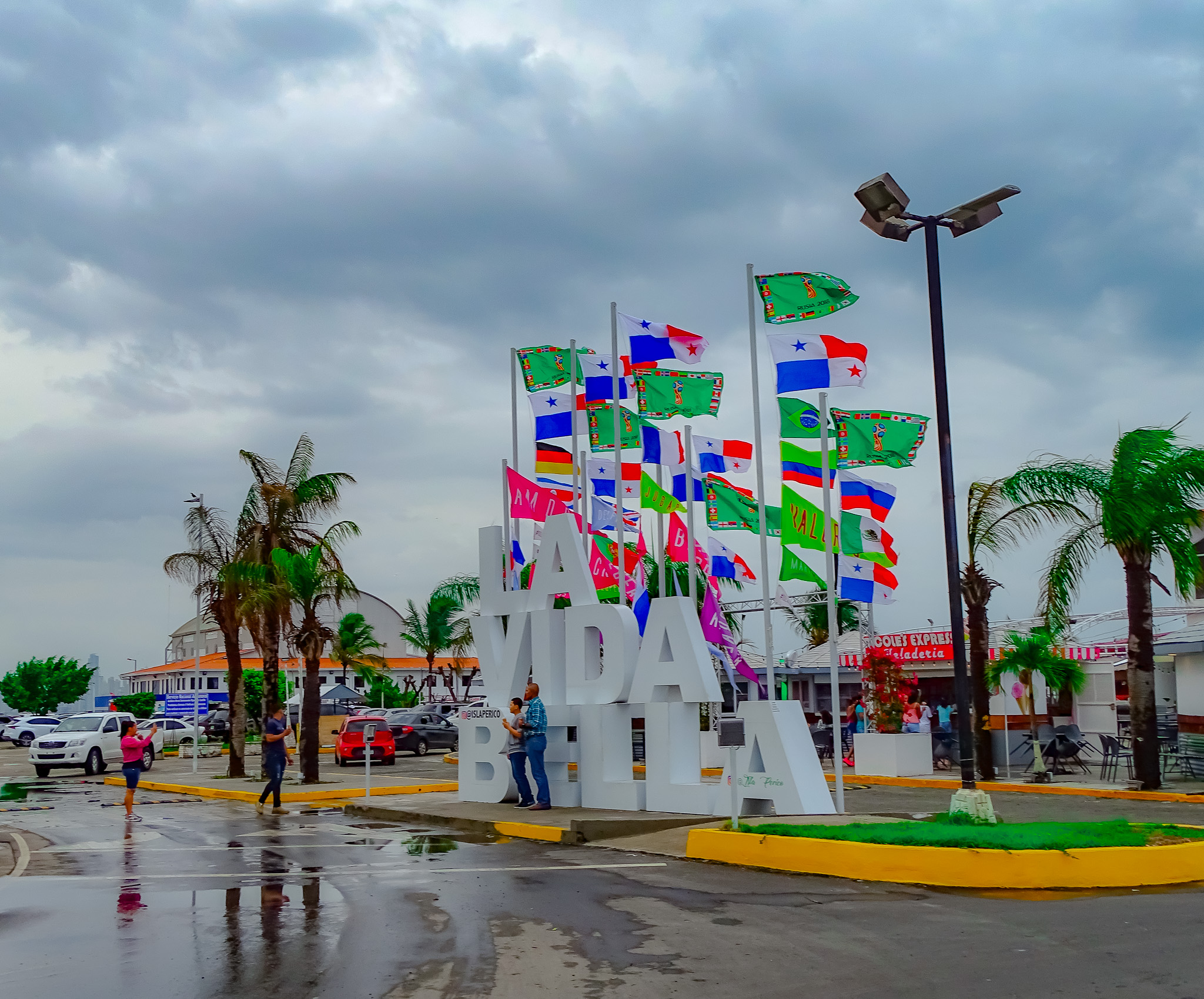 Amador Causeway: Perico Island