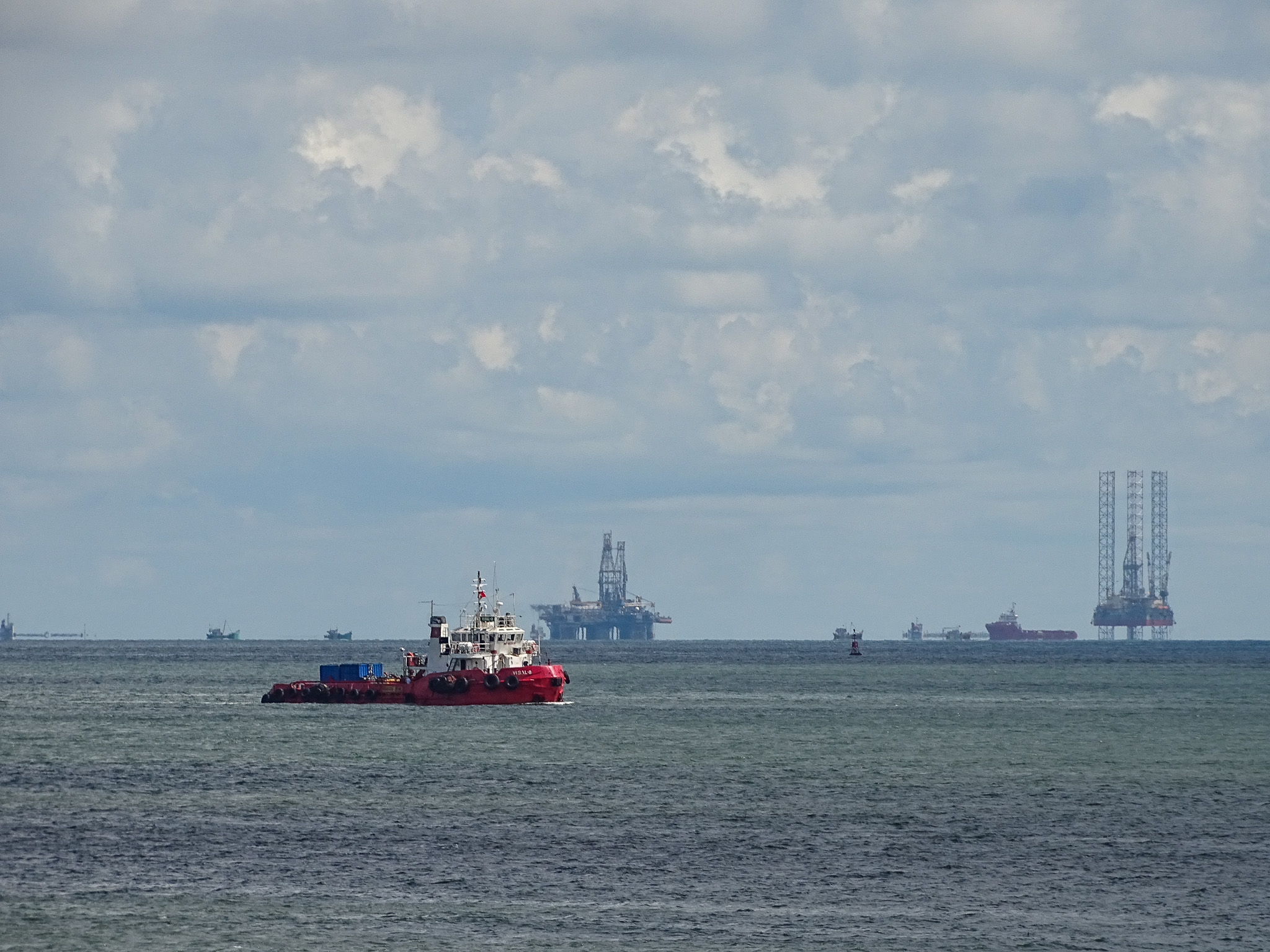 Vietnam’s Crude Oil Extraction Centre